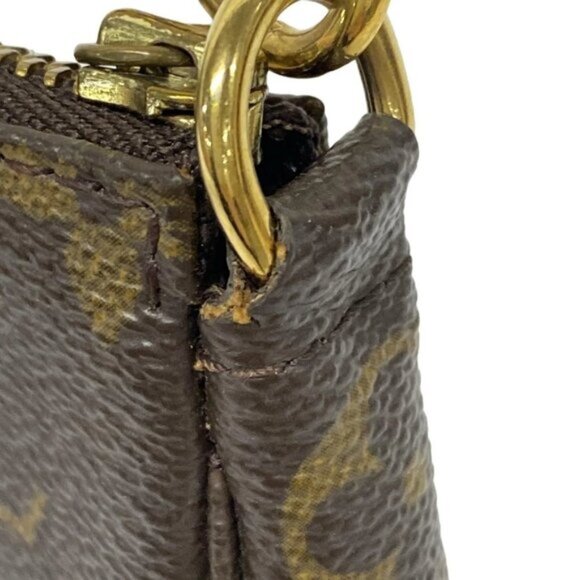 LOUIS VUITTON Pochette AccessoiresMonogram -  Handbag 562-061525 - Picture 6 of 10